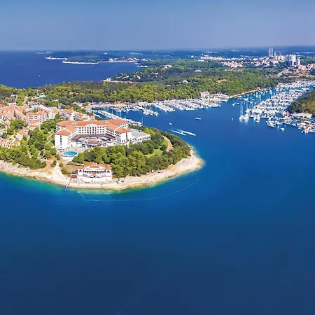 Сasa de vacaciones 45 Loborika